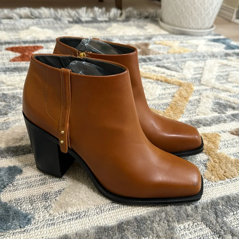 Franco Sarto Vivica Square Toe Ankle Bootie Cognac Brown Size 8.5